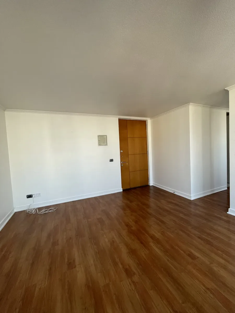Imagen 2 de 17 de Depto. 2 Dorm. 2 Baños, 1 Estac. Metro Monseñor Eyzaguirre