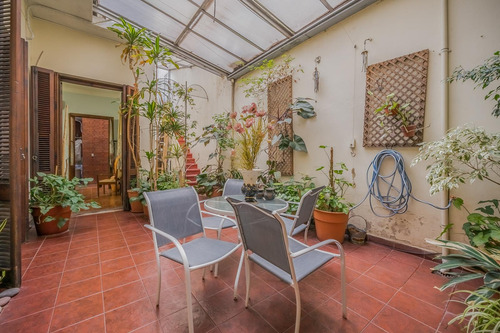 Venta Ph Tipo Casa 4 Ambientes Colegiales Cochera Y Patio
