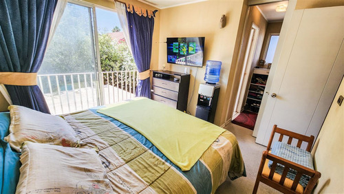 Gran Oportunidad Casa 3 Pisos 4dor. 3est. En Condominio Int