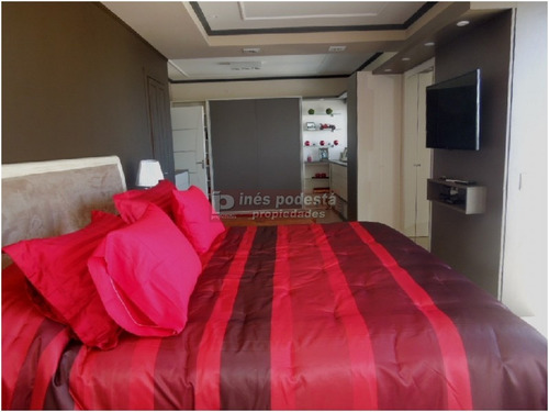 Apartamento En Venta, Mansa, Punta Del Este, 3 Dormitorios.- Ref: 7376
