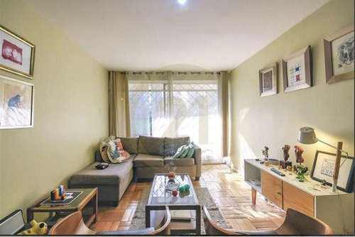 En Venta Departamento Sector Metro Manquehue