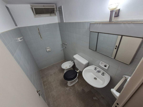 Casa En Venta Damian Garat 3025, Poeta Lugones, Córdoba, Argentina 4 Dormitorios