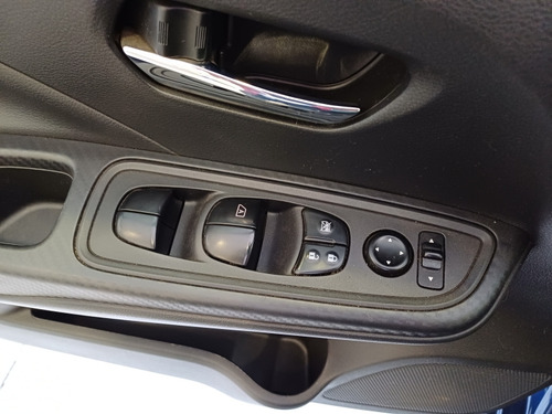 Nissan Versa Versa Mt 4x2 1.6 2024