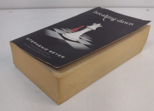 Livro Breaking Dawn - Autor:stephenie Meyer - Editora: Atom - V3827 (Usado)
