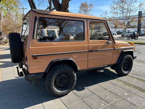 Unico En Su Generación 1, Clase G300