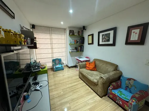 Apartamento En Venta En San Patricio. Cod V13601
