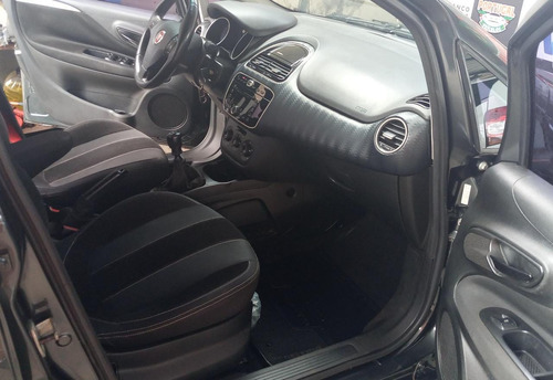 Imagem 6 de 12 de Fiat Punto Sporting 1.8 Cinza 2013
