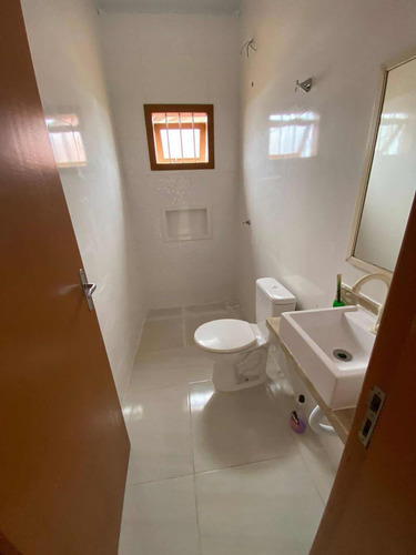 Casa Com 300m2 De Terreno - Próx. Havan E Prf, Araranguá.
