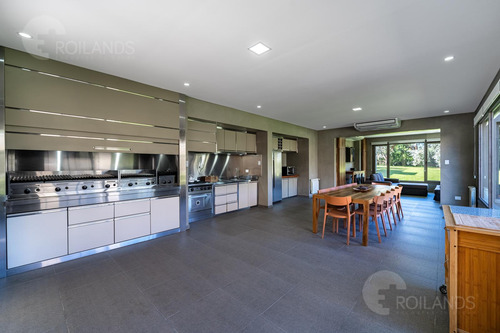 Venta Casa 9 Amb 7000 M2 Chacras De Open Door