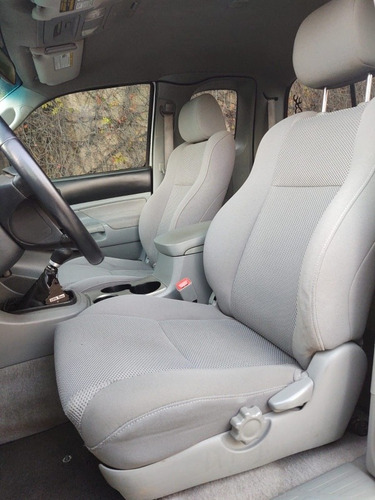 Imagen 11 de 14 de Toyota Tacoma 2007 4x4 Legalizada Standar