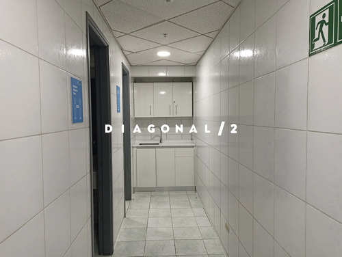 Oficina En Arriendo En Centro Histórico De Santiago