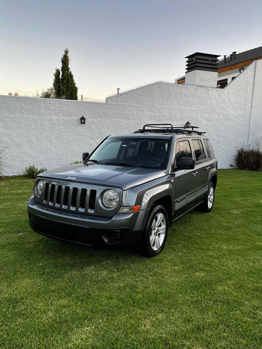 Imagen 2 de 19 de Jeep Patriot 2013 2.4 Sport 4x4 170cv Atx