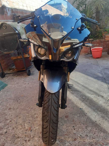 Bajaj Rs 200