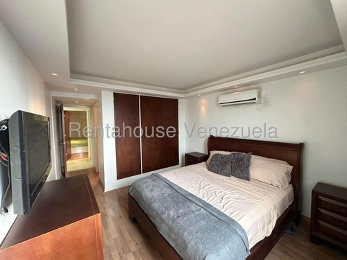 Agp Moderno Apartamento En Venta En Colinas De La Tahona, En Edificio Bien Mantenido 25-18150 Ys