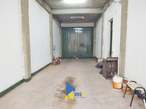 Imagen 4 de 11 de Vendo Depósito Con Oficina En Barrio Provindencia A Metros De Castro Barros