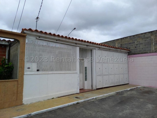 Milagros Inmuebles Casa Venta Barquisimeto Lara Zona Norte Tamaca Economica Residencial Economico Oportunidad Pecio Inmobiliaria Rentahouse N° 23-21491