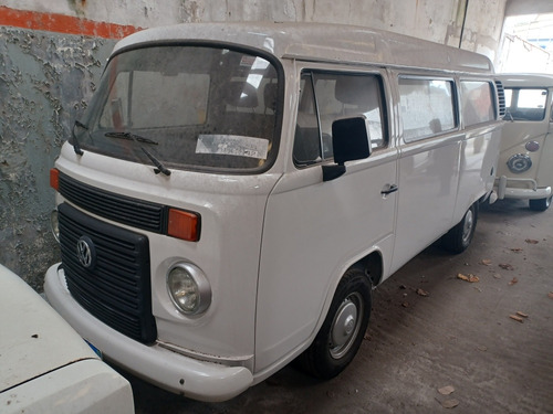 Volkswagen Kombi 1.4 Standard Total Flex 3p