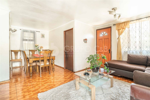 Casa En Venta De 4 Dorm. En Macul