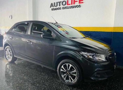 Imagen 6 de 9 de Chevrolet Onix 1.4 Ltz At 98cv 2016
