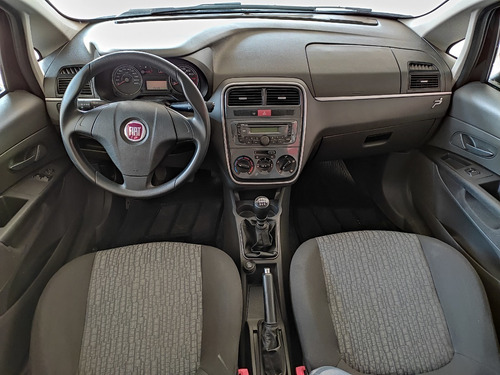 Imagem 7 de 15 de Fiat Punto