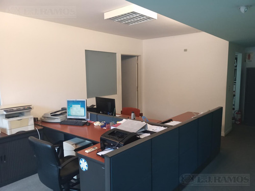 Alquiler De Oficina De 260 M2 En San Isidro