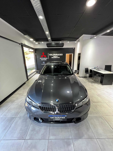 Imagen 5 de 20 de Bmw Serie 3 3.0 330i Sedan Sport Line 252 Cv
