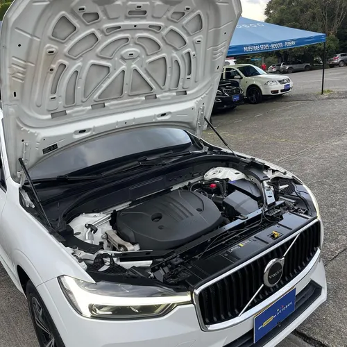 Volvo XC60 2.0 T8 Awd Inscription Hibrido