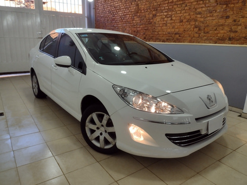 Imagen 2 de 14 de Peugeot 408 2.0 Allure Tiptronic 143cv 2011