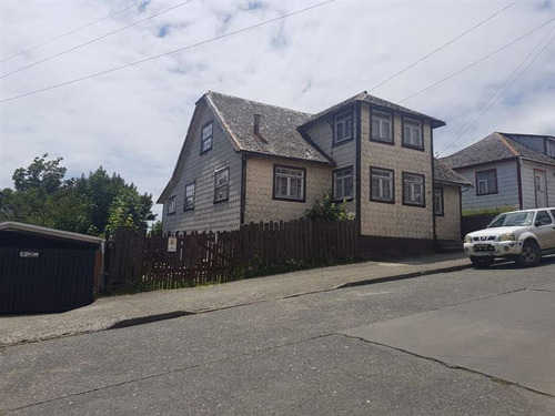 Casa En Venta De 6 Dorm. En Ancud