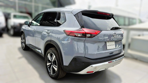 Nissan X-Trail 2.5 Platinum Plus 3 Row Cvt