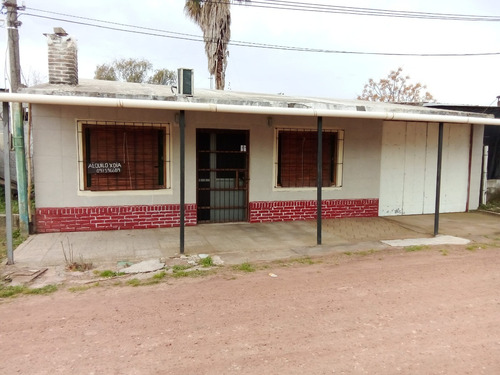 Casa En Excelente Punto De Villa Soriano