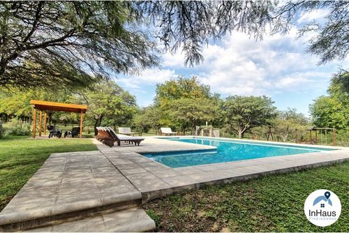 Complejo De Cabañas En Villa General Belgrano - Henin