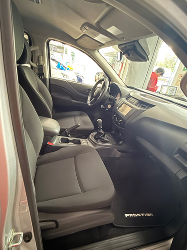 Nissan Frontier 2.5 Se Dc 4X2 Mt