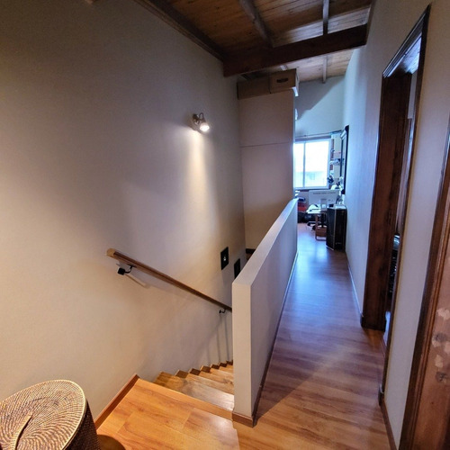 Imagen 8 de 30 de Duplex 3 Ambientes En Dos Plantas Con Patio, Impecable Estado, Los Pinares