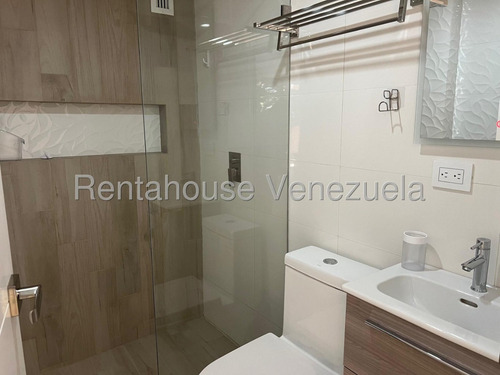 Dc Apartamento En Alquiler En Campo Alegre 25-17250 Yf