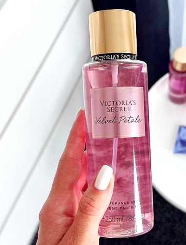 Victoria Secret Body Splash Velvet Petals Ultimo Disponible