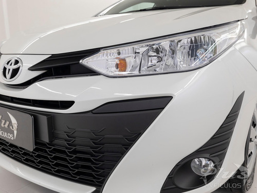 Imagem 11 de 15 de Toyota Yaris 1.3 Xl Aut