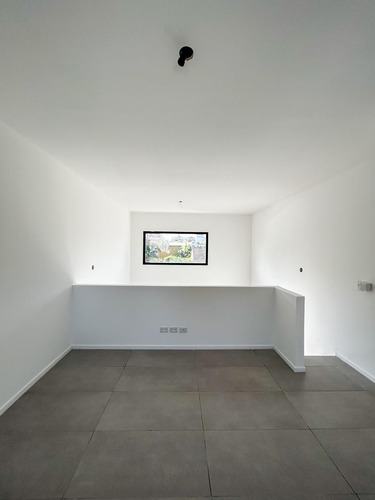 Duplex En Venta, 2 Ambientes, Escobar Centro, Belen De Escobar, Gba Norte