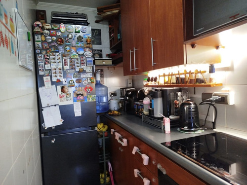 Venta De Departamento En Tercer Piso, Edif. Don Benedicto