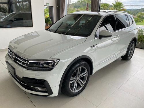 Volkswagen Tiguan R Line