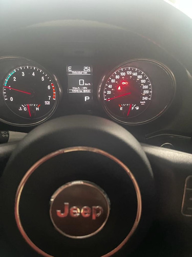 Imagen 5 de 12 de Jeep Grand Cherokee Laredo Automatica 4x4