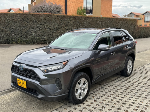 Toyota RAV4 2.5 Xroad