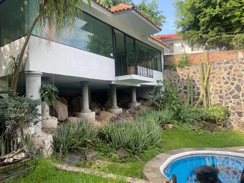 Amplia Casa Sola Estilo Mexicano Contemporáneo. Tres De Mayo, Emiliano Zapata