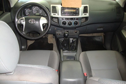 Toyota Hilux 3.0 Cd Sr 171cv 4x4