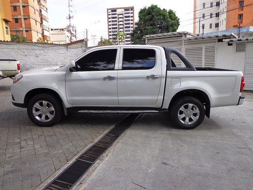 Imagen 2 de 9 de Jac T6