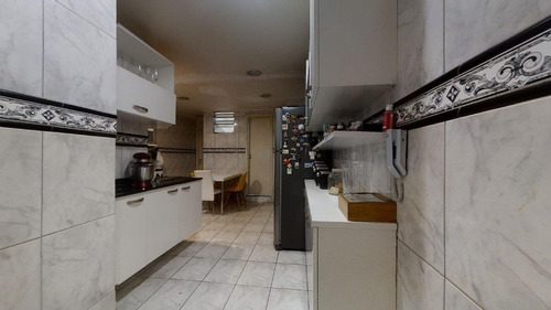 Imagem 14 de 22 de Apto Copacabana | 2 Quartos | 110 M² | Cond: R$980.00 | 0 Vagas - 1ca8d6a