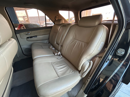 Toyota SW4 3.0 Srv 5l 4x4 Aut. 5p 171 hp
