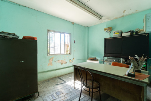 Imagen 17 de 30 de Venta De Excelente Predio En Lomas De Zamora A/c