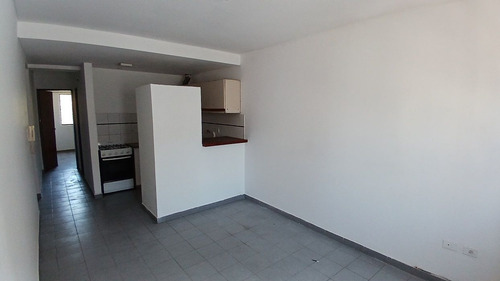 Departamento 1 Dorm C/ Cochera - Zona 70 Y 6