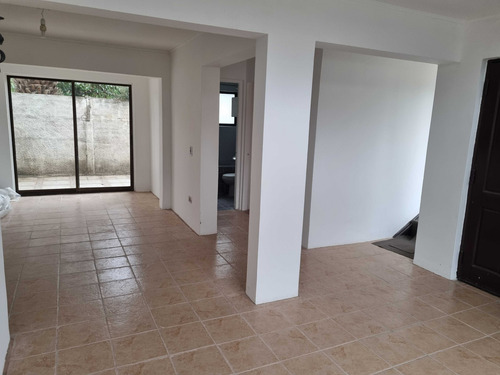 Casa En Calle Arturo Prat Con Sargento Aldea (60103)